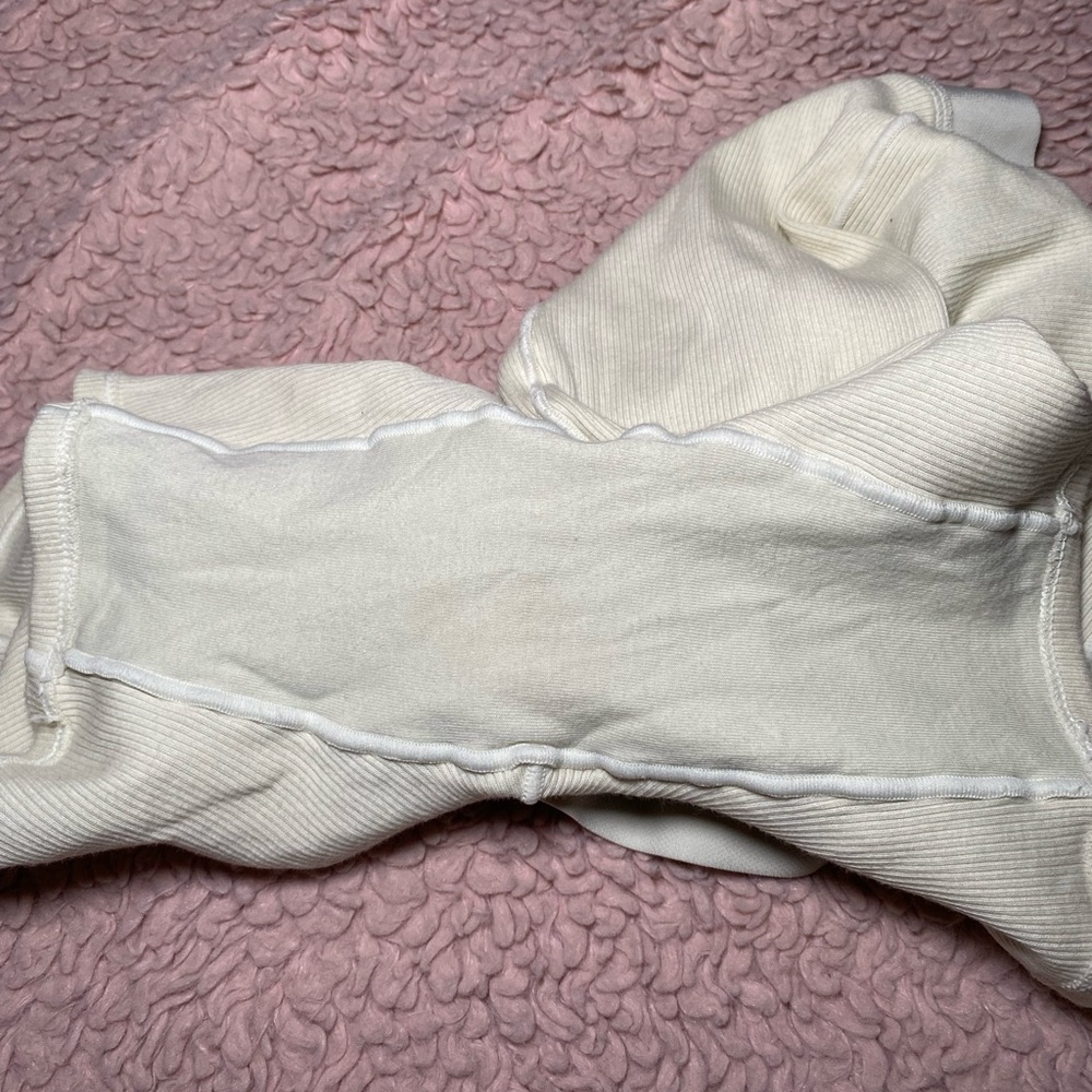 SKIMs Ribbed Cream Set - Picture 4 of 6